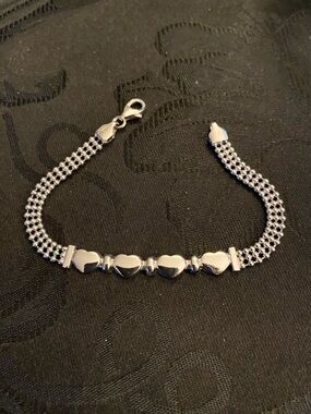 Ross-Simons Sterling Silver Heart Link Bracelet Italy 7”